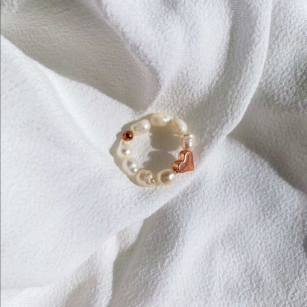 Fresh Water Pearl Rose Gold Heart Ring - Picture 2 of 5